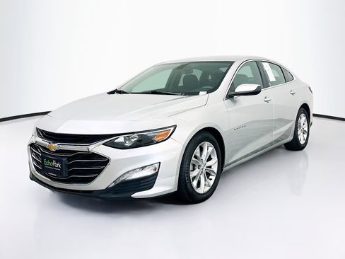 Used 2019 Chevrolet Malibu LT FWD image 3