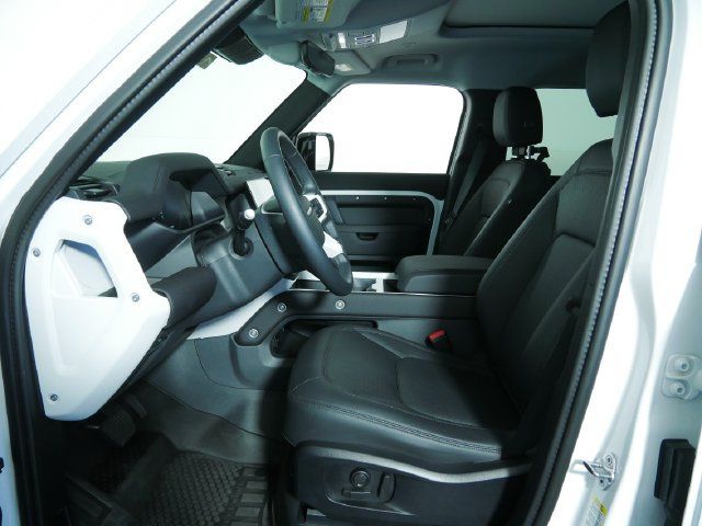 Used 2026 Land Rover Defender 110 S AWD/4WD image 20