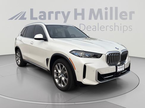Used 2024 BMW X5 xDrive40i w/ Premium Package AWD/4WD image 8