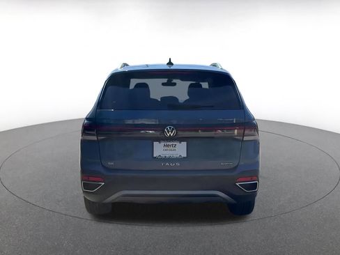 Used 2025 Volkswagen Taos SE image 11