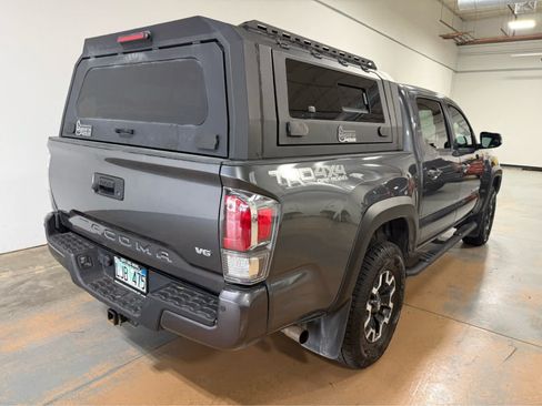 Used 2022 Toyota Tacoma TRD Off-Road w/ Technology Package AWD/4WD image 7