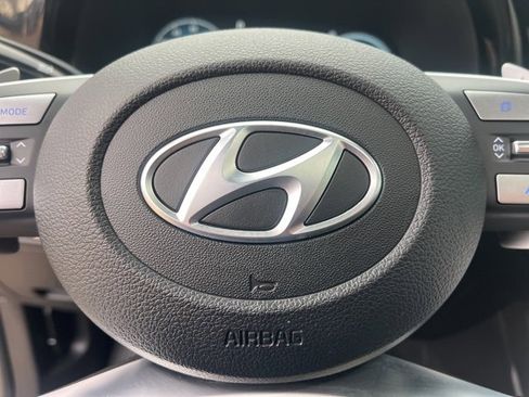 Used 2024 Hyundai Palisade Calligraphy image 19