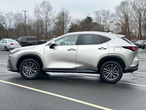 Used 2022 Lexus NX 250 AWD image 3