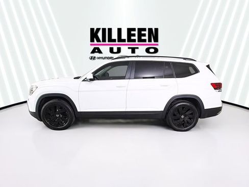 Used 2025 Volkswagen Atlas SE image 4