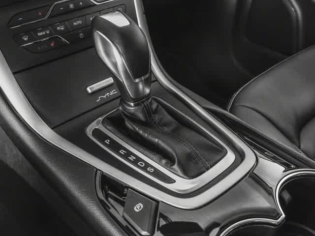 Used 2018 Ford Edge SEL w/ Equipment Group 201A FWD image 14