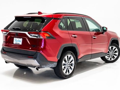Used 2020 Toyota RAV4 Limited w/ Limited Grade Weather Package AWD/4WD image 31