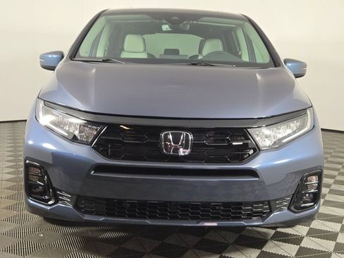 New 2026 Honda Odyssey Elite image 2