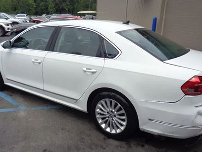 Used 2016 Volkswagen Passat 1.8T SE
