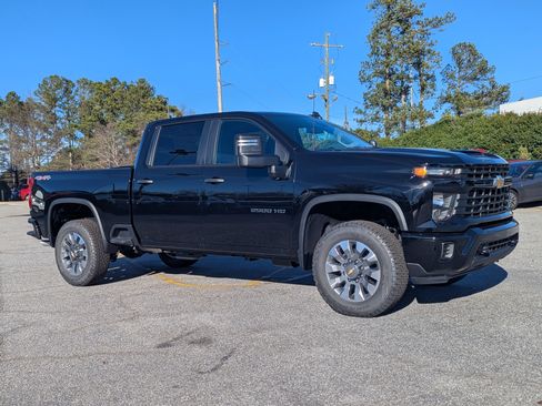 New 2026 Chevrolet Silverado 2500 Custom image 2