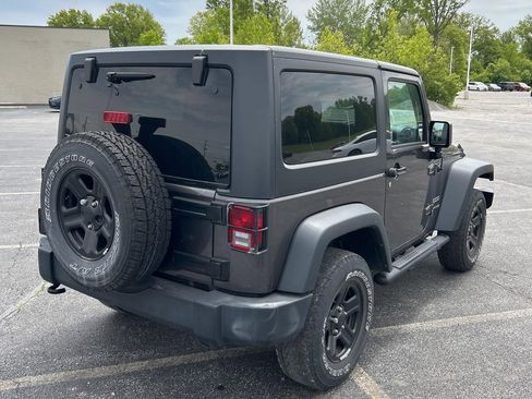 Used 2018 Jeep Wrangler Sport w/ Connectivity Group AWD/4WD image 6