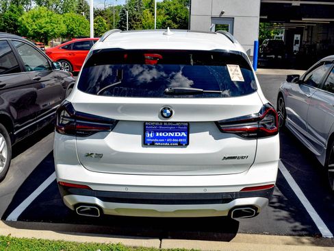 Used 2024 BMW X3 xDrive30i AWD/4WD image 16
