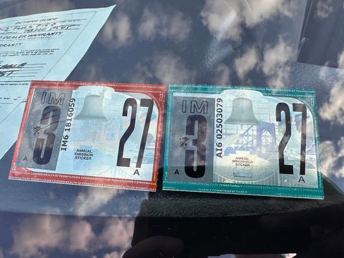 Used 2012 Ford F150 XLT w/ XLT Chrome Pkg image 16