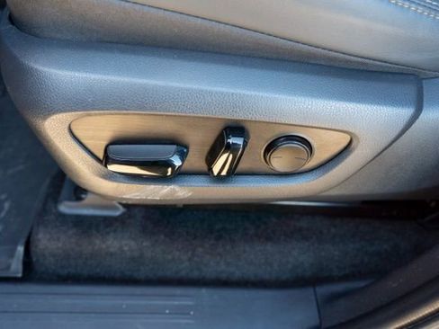 Used 2024 Lexus GX 550 image 19