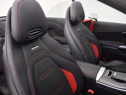 Certified 2026 Mercedes-Benz CLE 53 AMG 4MATIC Cabriolet image 17