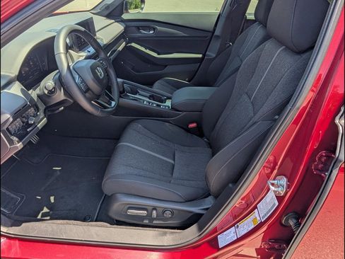 Certified 2025 Honda Accord Sport image 15