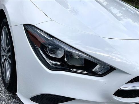 Certified 2020 Mercedes-Benz CLA 250 4MATIC image 35