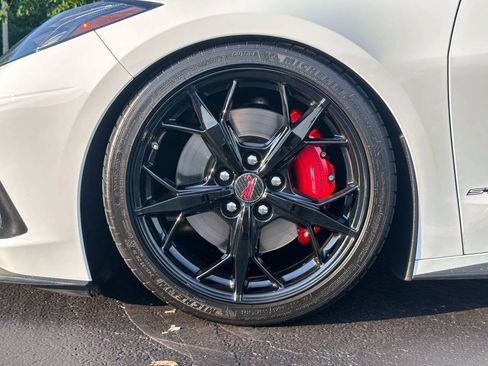 Used 2023 Chevrolet Corvette Stingray Premium Cpe w/ Z51 Performance Package RWD image 18