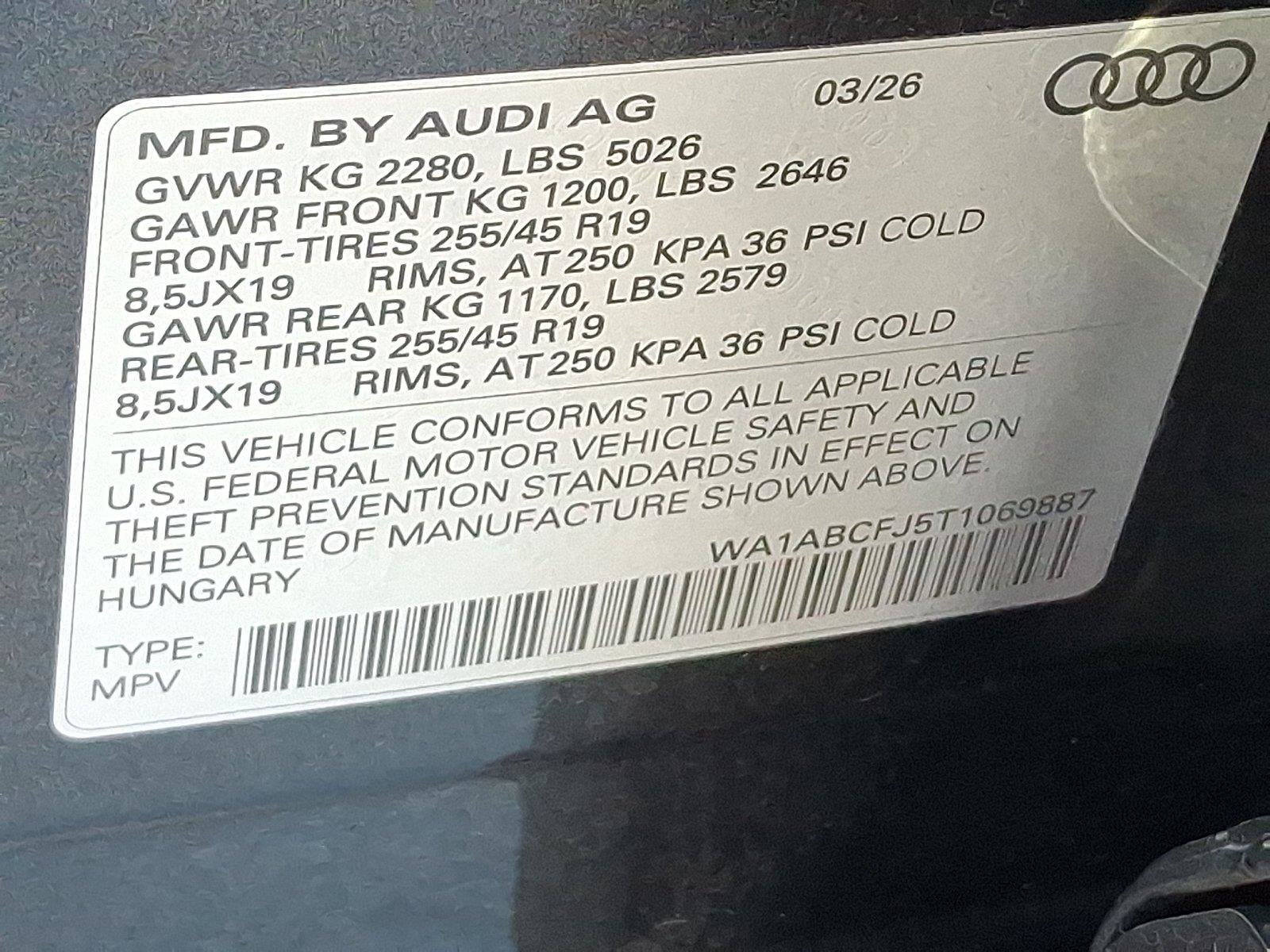 Used 2026 Audi Q3 quattro 2.0T w/ Driver Assistance Package AWD/4WD image 28