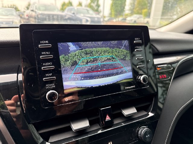 Used 2021 Toyota Camry SE FWD image 22