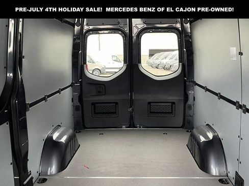 New 2024 Mercedes-Benz Sprinter 2500 image 14