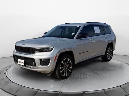 Used 2021 Jeep Grand Cherokee L Overland w/ Luxury Tech Group IV AWD/4WD image 7