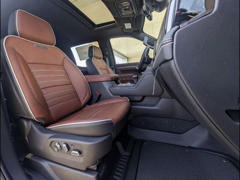 New 2026 GMC Sierra 1500 Denali Ultimate AWD/4WD image 17