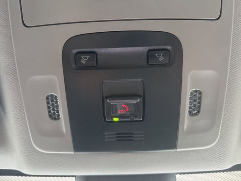 Used 2024 Toyota Camry SE image 41