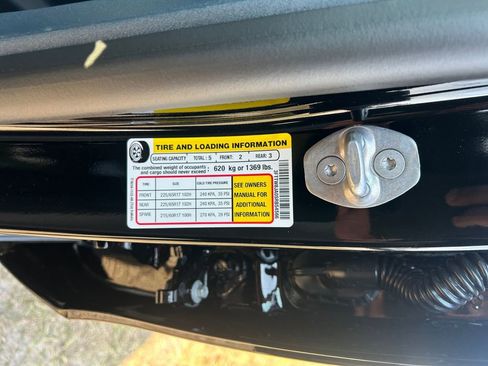 New 2025 Ford Maverick XLT w/ XLT Luxury Package image 24