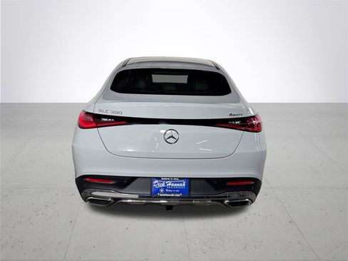 Used 2025 Mercedes-Benz GLC 300 4MATIC image 7