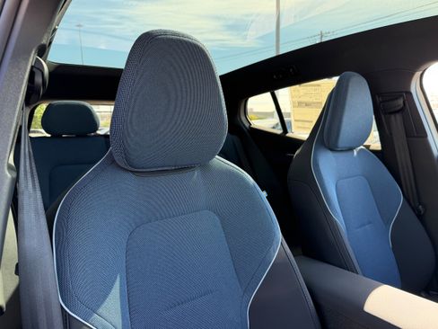 New 2026 Volvo EX30 Plus w/ Climate Package RWD image 9