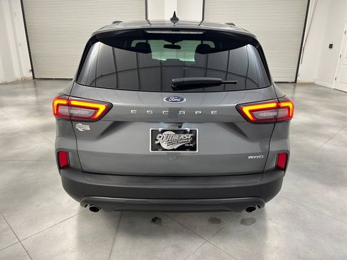 Used 2025 Ford Escape ST-Line AWD/4WD image 6