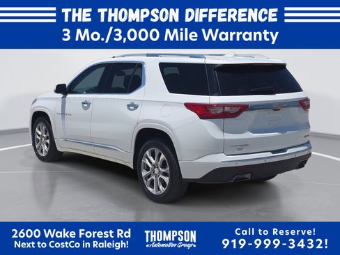 Used 2019 Chevrolet Traverse Premier w/ Driver Confidence II Package FWD image 5