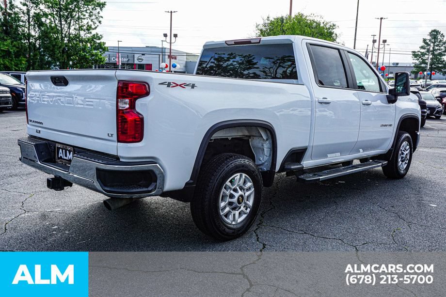 Used 2025 Chevrolet Silverado 2500 LT w/ Convenience Package AWD/4WD image 5