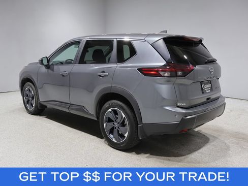 Used 2024 Nissan Rogue SV AWD/4WD image 4