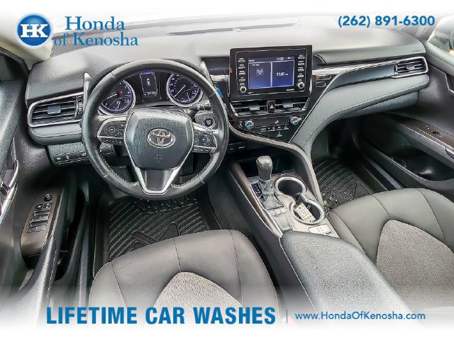 Used 2022 Toyota Camry LE w/ Cold Weather Package FWD image 11