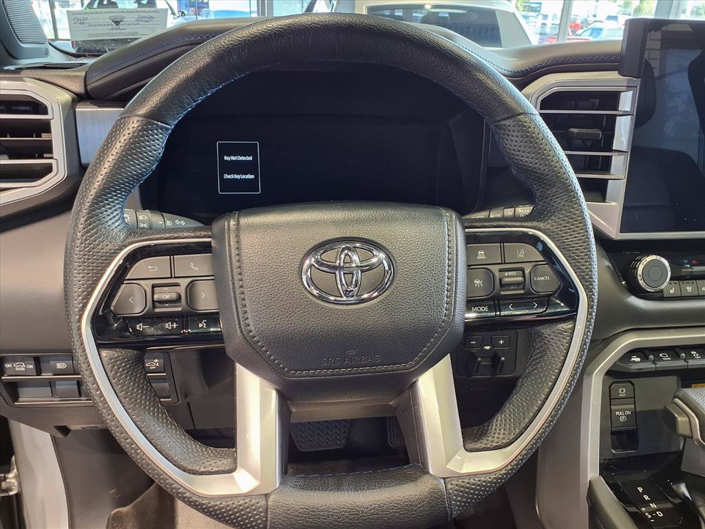 Used 2024 Toyota Sequoia Platinum AWD/4WD image 12