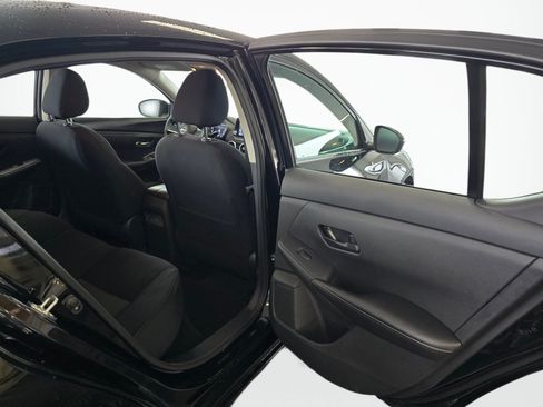 Used 2024 Nissan Sentra SV FWD image 38
