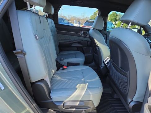 Used 2025 Kia Sorento SX Prestige w/ Sage Leather Package image 15