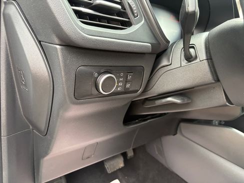 Used 2025 Ford Escape Active AWD/4WD image 25