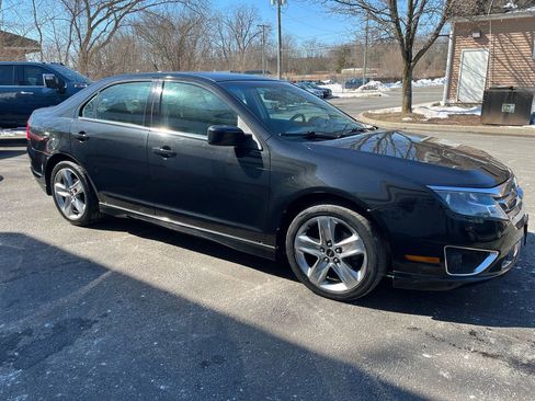 Used 2010 Ford Fusion Sport image 4