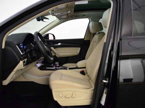 Certified 2025 Audi Q5 Premium image 26