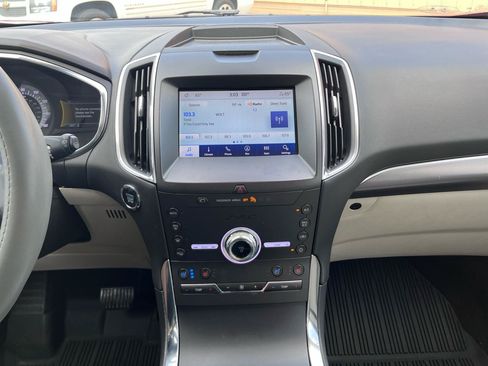 Used 2020 Ford Edge Titanium w/ Equipment Group 301A FWD image 30
