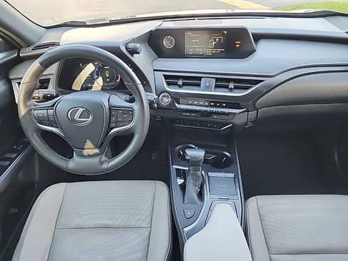 Certified 2020 Lexus UX 200 w/ Premium Package FWD image 23