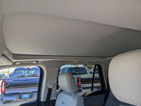 Certified 2025 Ford Expedition Max Platinum AWD/4WD image 22