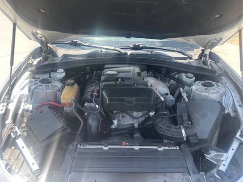 Used 2019 Chevrolet Camaro LT RWD image 10