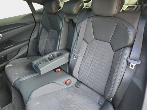 Certified 2024 Audi e-tron GT Premium Plus image 14