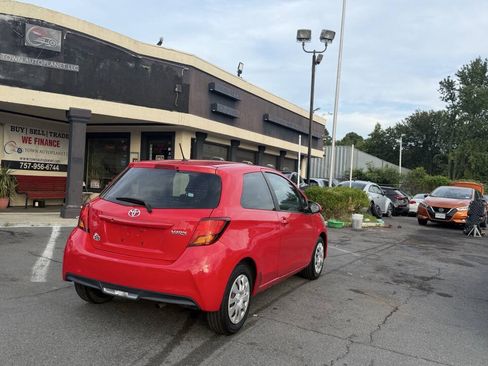 Used 2015 Toyota Yaris L FWD image 12