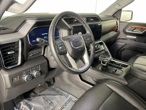 Used 2023 GMC Sierra 1500 Denali w/ Denali Reserve Package AWD/4WD image 3