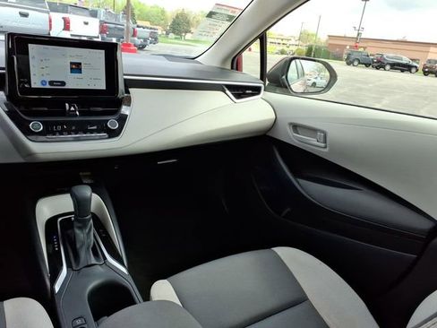 Certified 2024 Toyota Corolla LE w/ LE Premium Package image 19