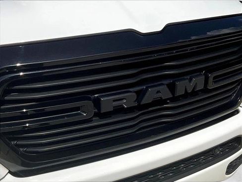Used 2021 RAM 1500 Big Horn RWD image 30
